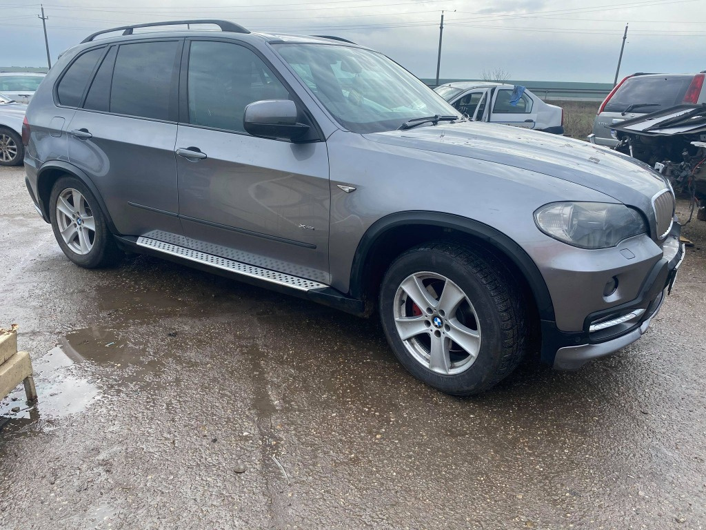 Aripa dreapta spate BMW X5 E70 2008 suv 