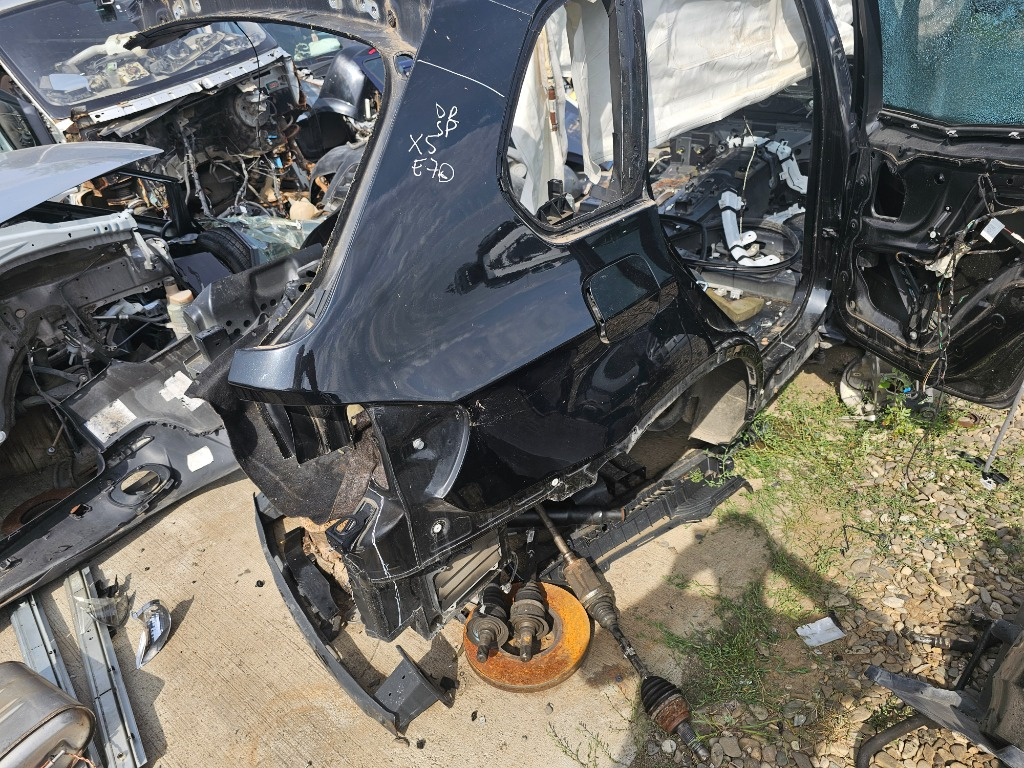 Aripa dreapta spate BMW X5 E70 an 2008 2009 din dezmembrări