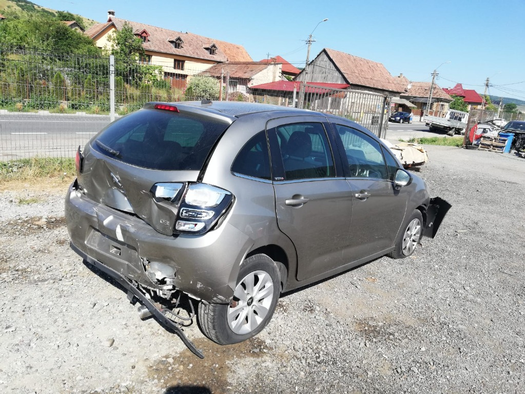 Aripa dreapta spate Citroen C3 2011 1.4 HDI Diesel Cod Motor DV4C 68CP/50KW