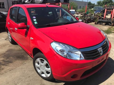 Aripa dreapta spate Dacia Sandero 2010 HATCHBACK 1.2 16V