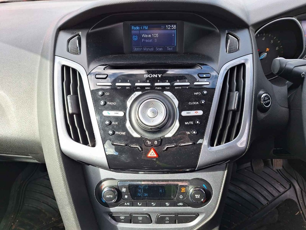 Aripa dreapta spate Ford Focus 3 2012 HA