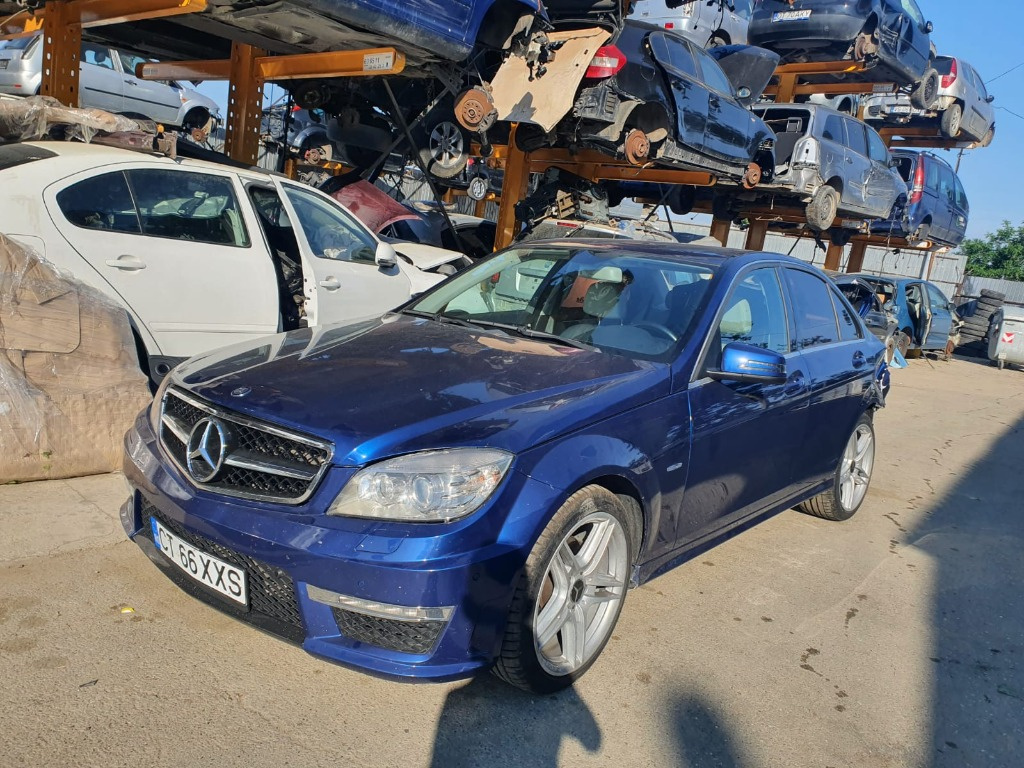 Aripa dreapta spate Mercedes C-Class W204 2010 ber