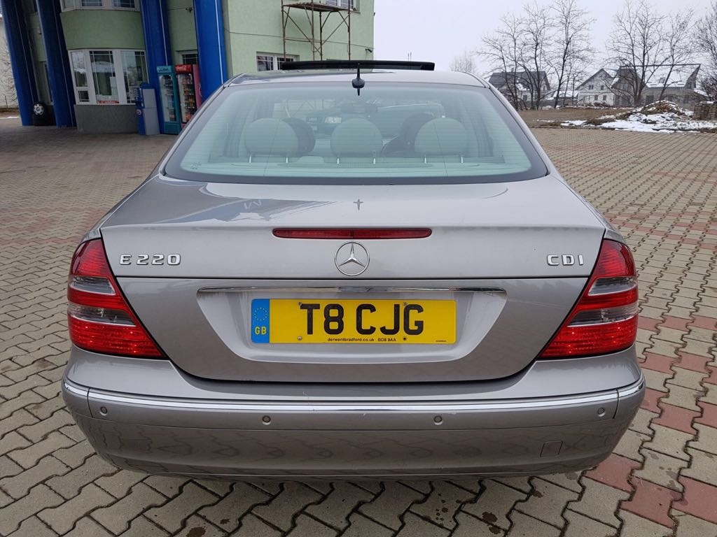 Aripa dreapta spate Mercedes E-CLASS W21