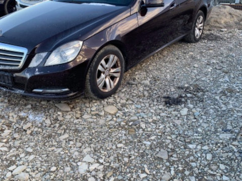 Aripa dreapta spate Mercedes E-Class W212 2012 Break 2.2