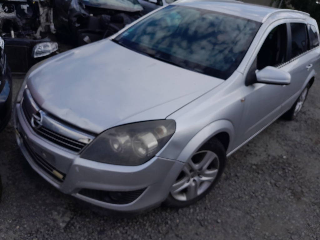 Aripa dreapta spate Opel Astra H 2006 KOMBI 1.7 CDTI