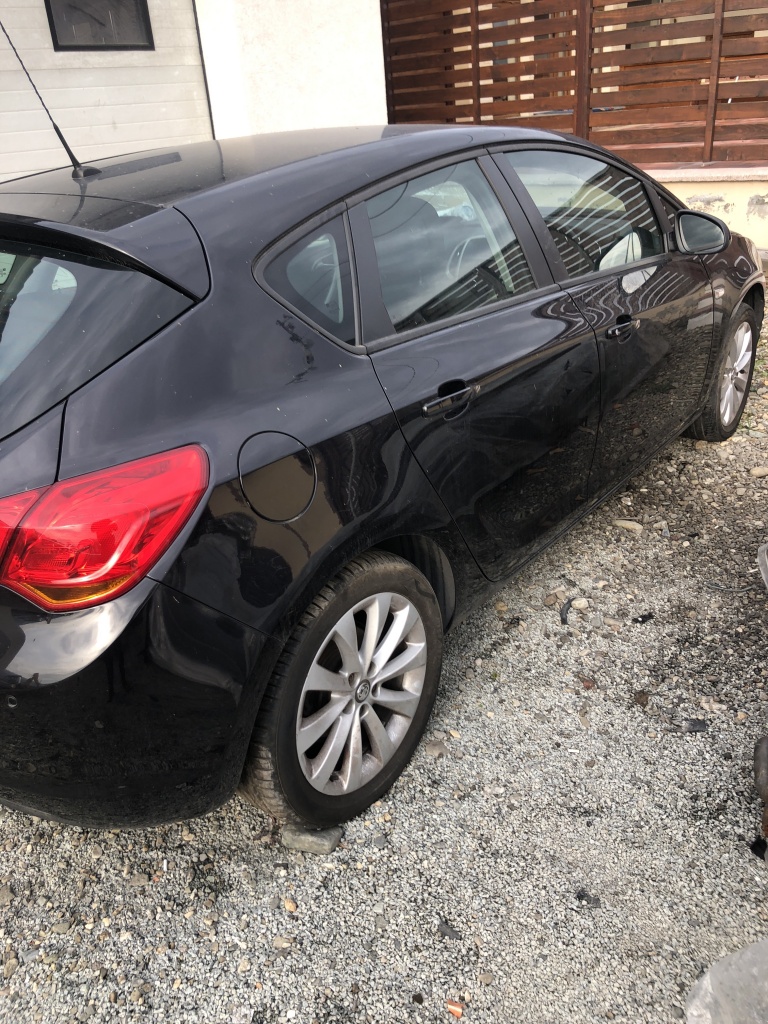 Aripa dreapta spate Opel Astra J 2010 Ha