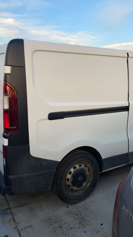 Aripa dreapta spate Opel Vivaro 2017