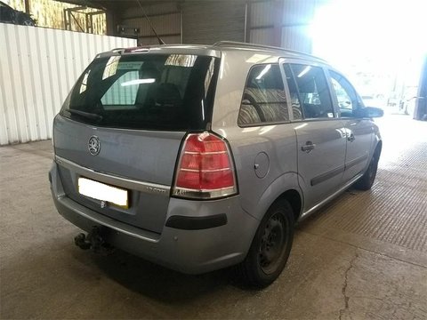 Aripa dreapta spate Opel Zafira B 2007 MPV 1.9 CDTi