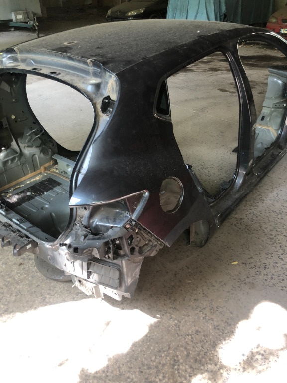 Aripa dreapta spate renault clio 4 an 2018