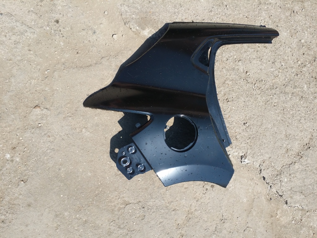 Aripa dreapta spate Renault Clio 4