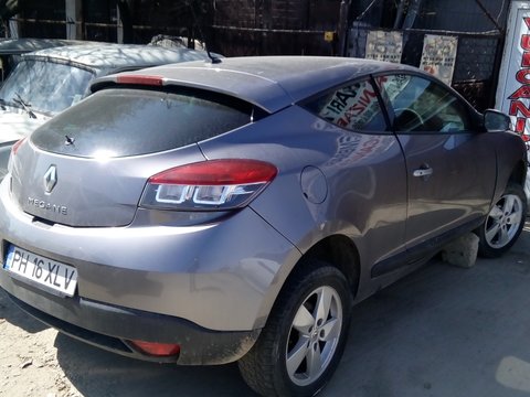 Aripa dreapta spate Renault Megane 2010 Coupe 1.6 16v