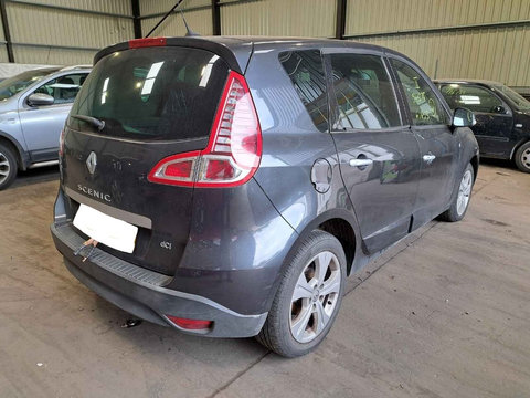 Aripa dreapta spate Renault Scenic 3 2011 MONOVOLUM 1.5 dCI