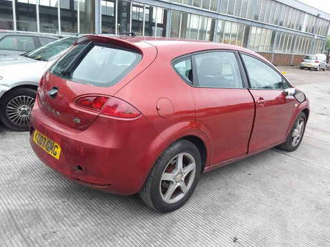 Aripa dreapta spate Seat Leon 2 2007 Hatchback 2.0 TDi