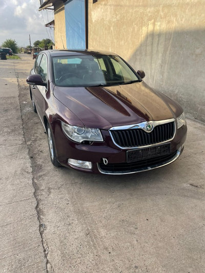 Aripa dreapta spate Skoda Superb 2 2010 hatchback 