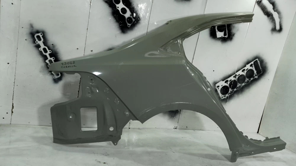 Aripa dreapta spate Toyota Corolla E21 A