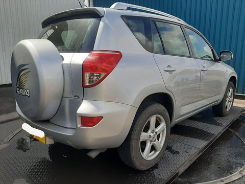 Aripa dreapta spate Toyota RAV 4 2007 SUV 2.2d-4D