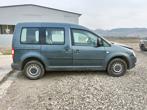 Aripa dreapta spate Volkswagen Caddy 2005 Hatchback 2.0 SDI 51kw