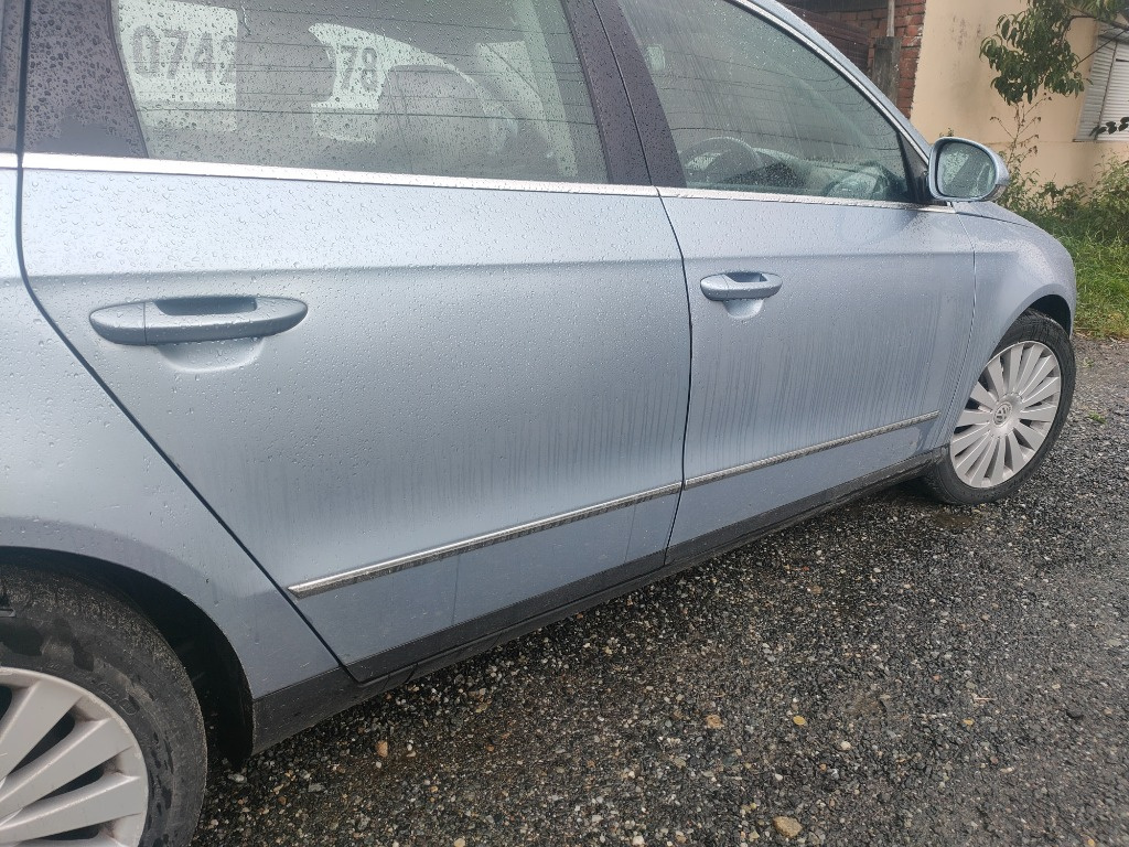 Aripa dreapta spate Volkswagen Passat B6