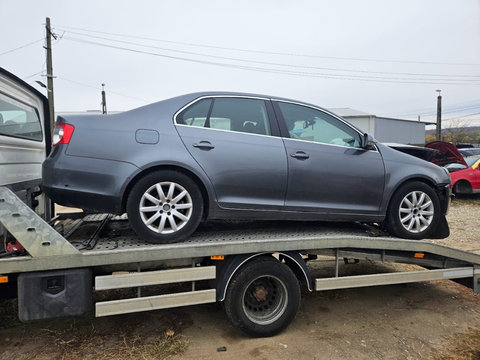 Aripa dreapta spate Vw Jetta din 2007 2008 2009