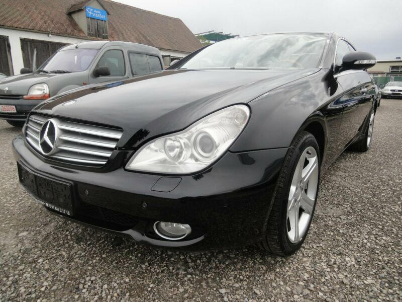 Aripa dreapta stanga fata Mercedes Cls w219 an 2005 2006 2007 2008 2009 2010