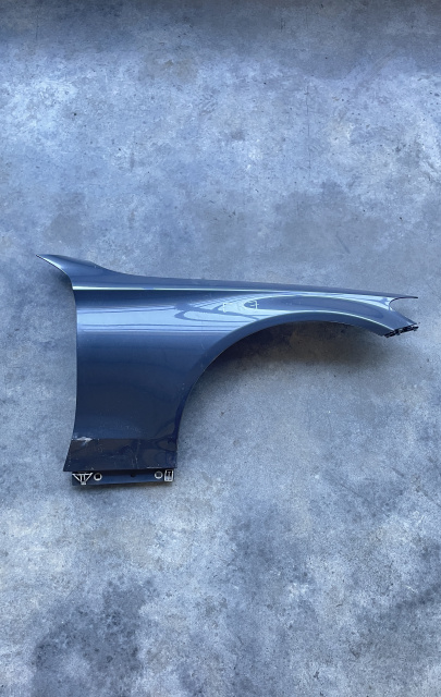 Aripa fata dreapta A2058810201 Mercedes-Benz C-Class W205/S205/C205 [2014 - 2018] Sedan 4-usi C 180 9G-Tronic (156 hp) OM626.951