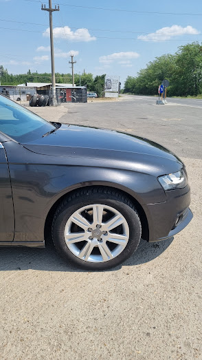 Aripa Fata Dreapta Audi A4 B8 LZ7L