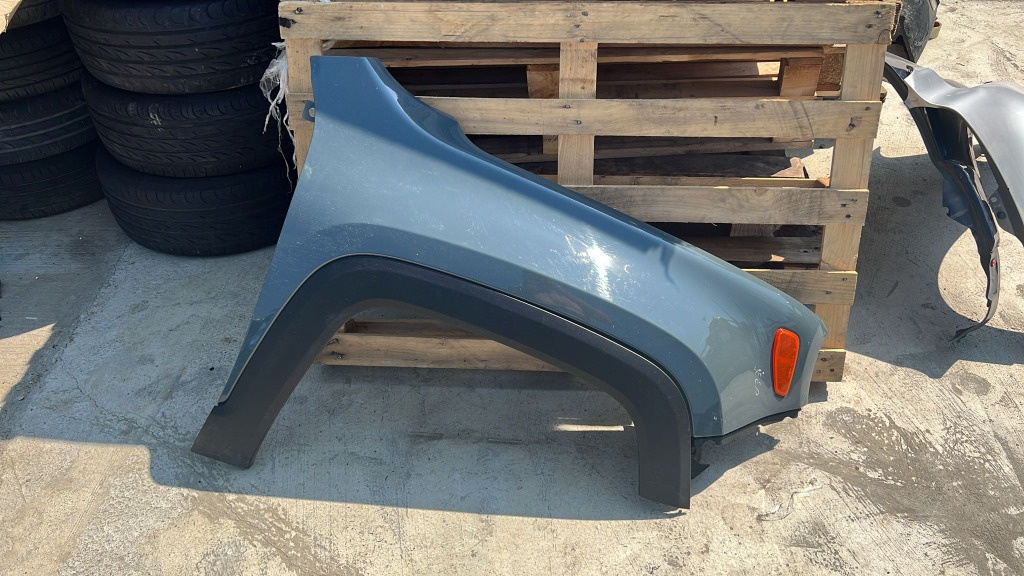 Aripa fata dreapta jeep renegade