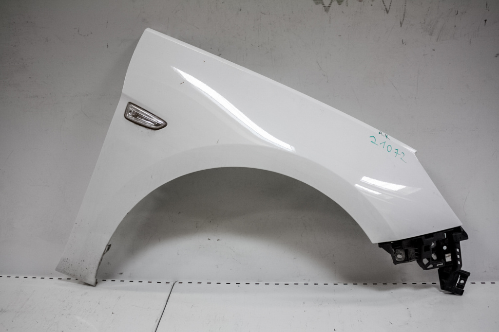 Aripa fata dreapta Opel Astra K 21072