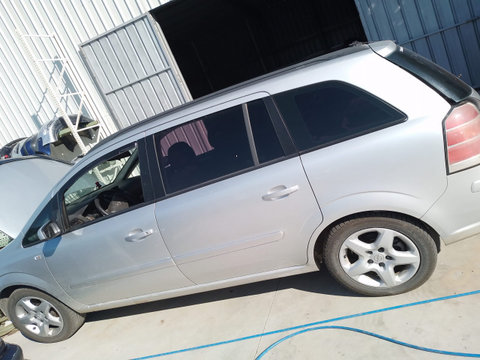 Aripa fata dreapta Opel Zafira B [2005 - 2010] Minivan 5-usi 1.9 CDTI MT (120 hp)