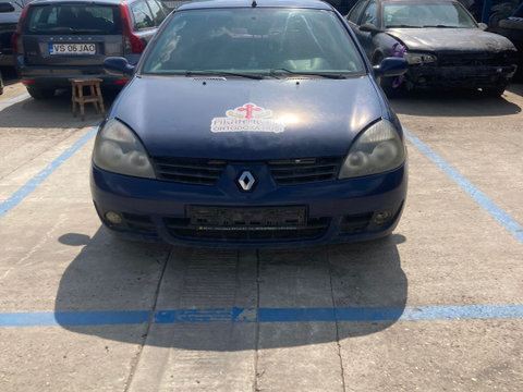 Aripa fata dreapta Renault Symbol [2th facelift] [2005 - 2008] Sedan 1.4 MT EURO-4 (75 hp) volan stanga