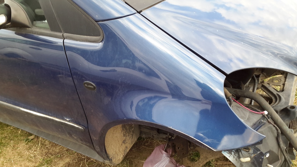 Aripa fata mercedes a 140 2003