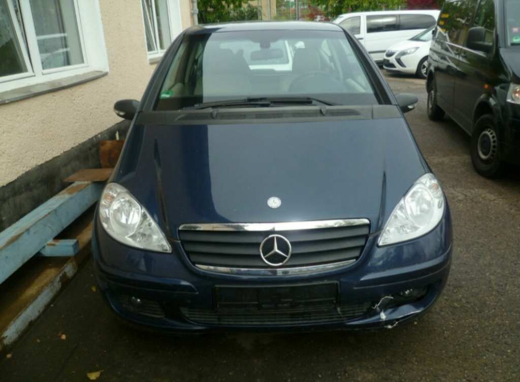 Aripa fata mercedes a class w169 2.0 cdi diferite culori