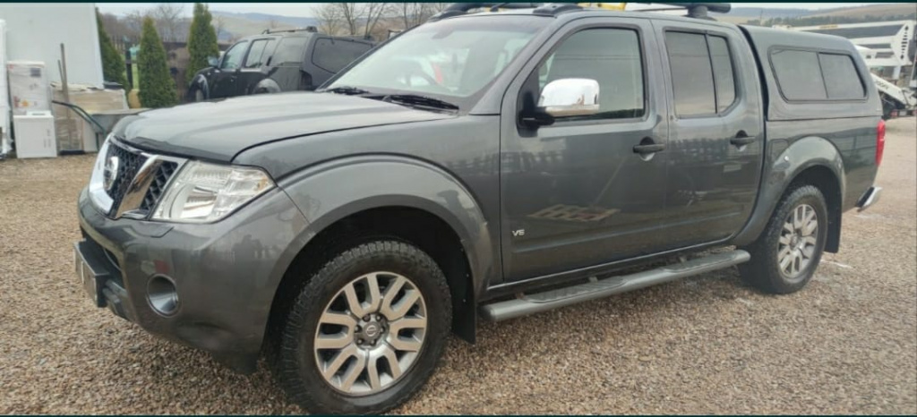 Aripa fata nissan navara pathfinder