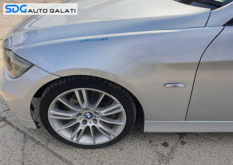 Aripa Fata Stanga BMW Seria 3 E90 E91 2004 - 2010 Culoare Titansilber Metallic 354/7