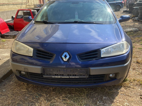 Aripa fata stanga Renault Megane 2 [2002 - 2006] culoare albastra Aripa fata stanga Renault Megane 2 [2002 - 2006] culoare albastra Renault Megane 2 [2002 - 2006] wagon 1.6 MT (113 hp) Renault Megane 2 combi,1.6 16V cod motor K4M-T7,83KW 113cp,culoar