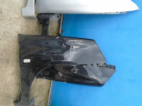 Aripa fata stanga./dr. Renault Clio 2001 ,( 2 portiere)