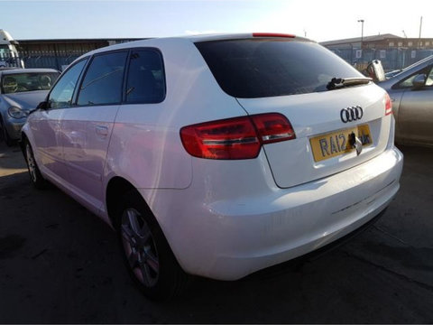 Aripa spate Audi A3 2012 2.0 Diesel Cod Motor: CFFB 140 CP