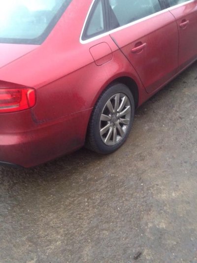 Aripa spate Audi A4 B8 2010