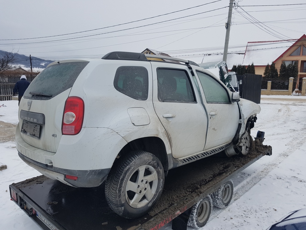 Aripa spate Dacia DUSTER 1.5 dci 2011 ti