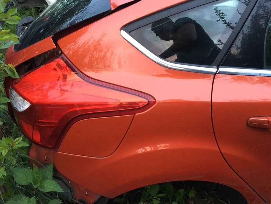 Aripa spate Ford focus 3 hatchback și break dreapta