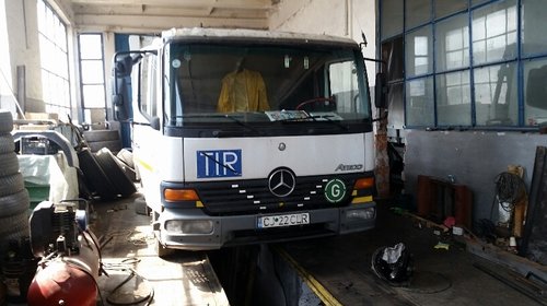 Aripa spate - Mercedes-Benz Atego 815 L,