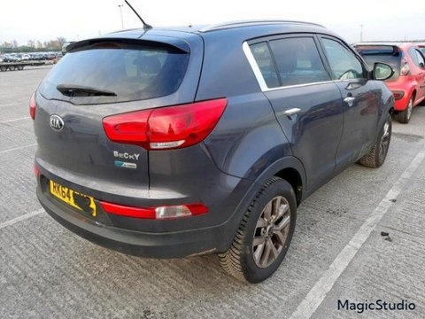 Aripa Spate Stanga/Dreapta Kia Sportage 2014 SUV Argintiu Pret Pe Bucata