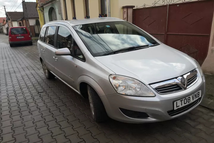 Aripa spate stanga Opel Zafira B [2005 - 2010] Minivan 5-usi 1.9 CDTI MT (120 hp)