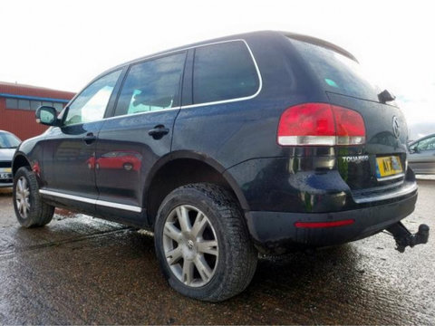 Aripa spate Volkswagen Touareg SE 2007 2.5 diesel 174 CP Cod motor BAC