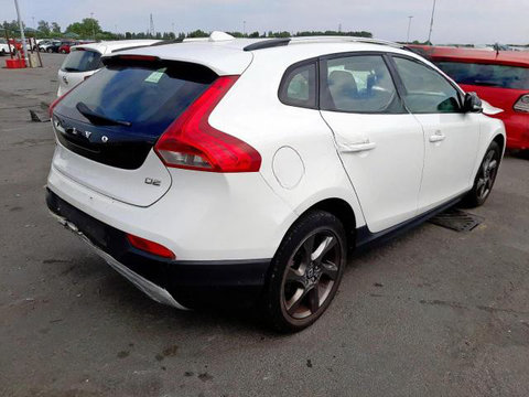 Aripa spate Volvo V40 2013 1.6 Diesel Cod motor D4162T 114CP/84KW