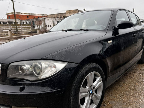 Aripa stanga dreapta BMW seria 1 E87 E81 E82 E88 spacegrau metallic si blacksaphire