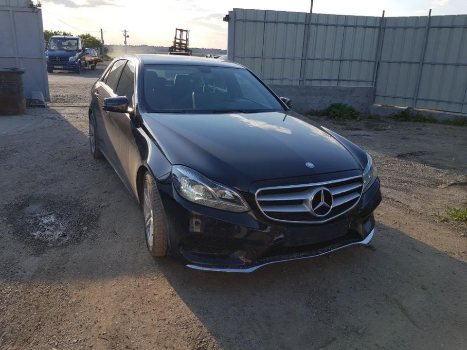 Aripa stanga dreapta fata spate vas lichid usa stanga dreapta Mercedes E Class w212 facelift 2.2 cdi