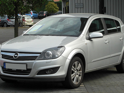 Aripa stanga/dreapta Opel Astra H an 2004-2010 , orice culoare , aripi noi