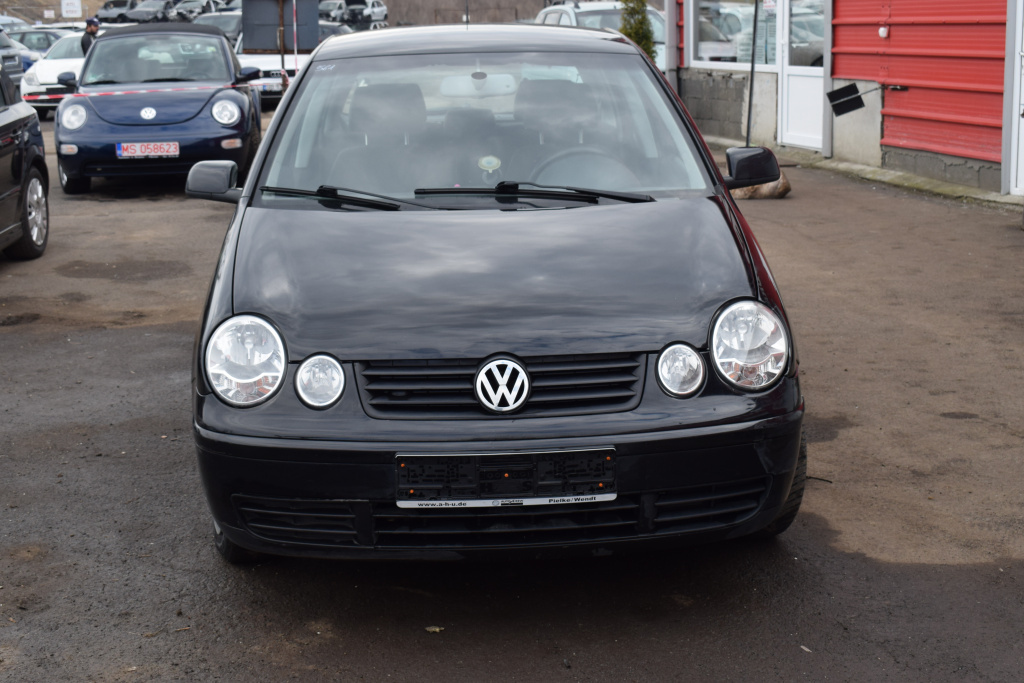 Aripa stanga/dreapta VW Polo 9N an 2002-2004 , culoare neagra , aripi noi