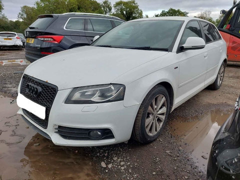 Aripa stanga fata Audi A3 8P 2010 HATCHBACK S LINE CBAB 2.0 IDT